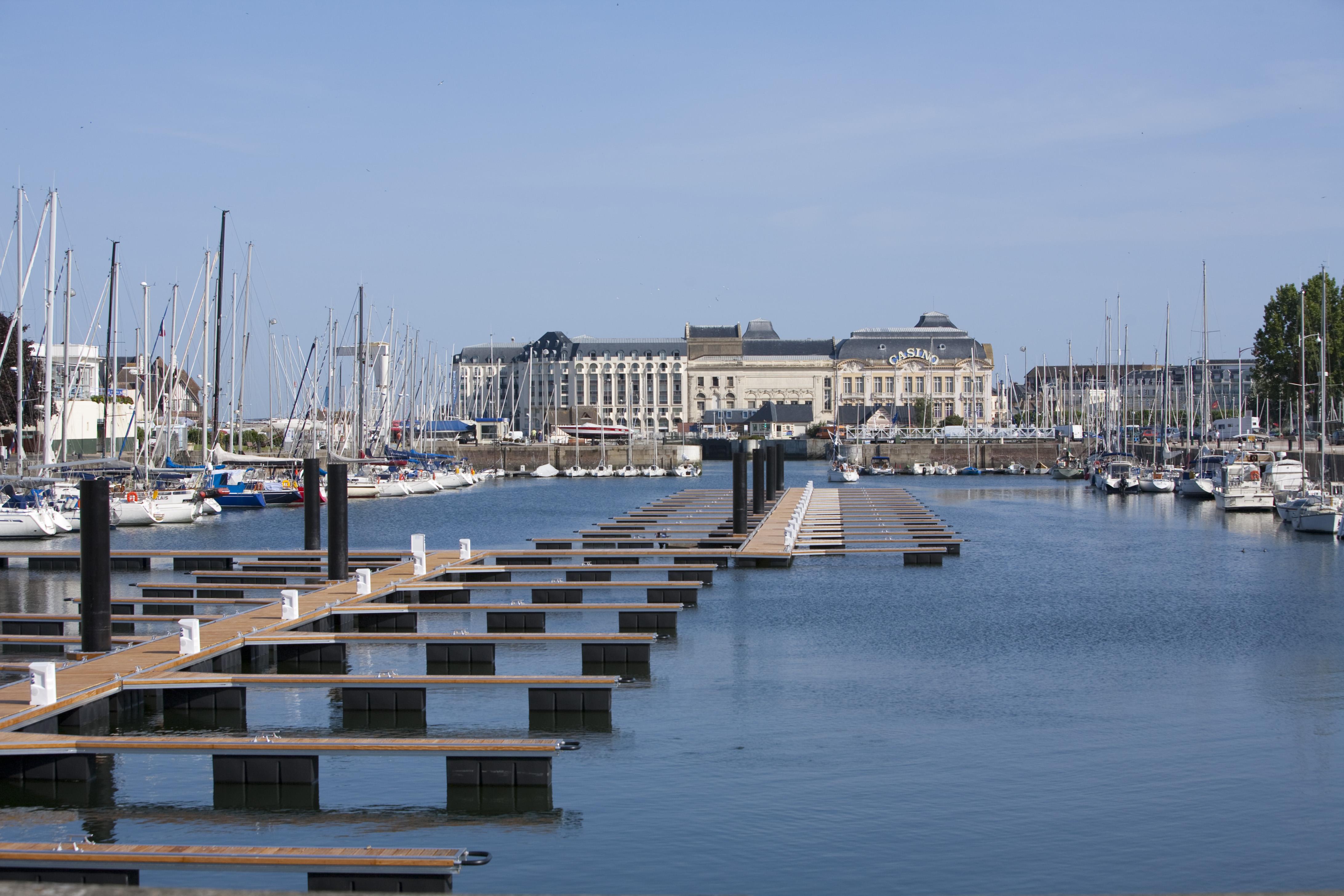 Sowell Residences Le Port Trouville-sur-Mer Exterior photo