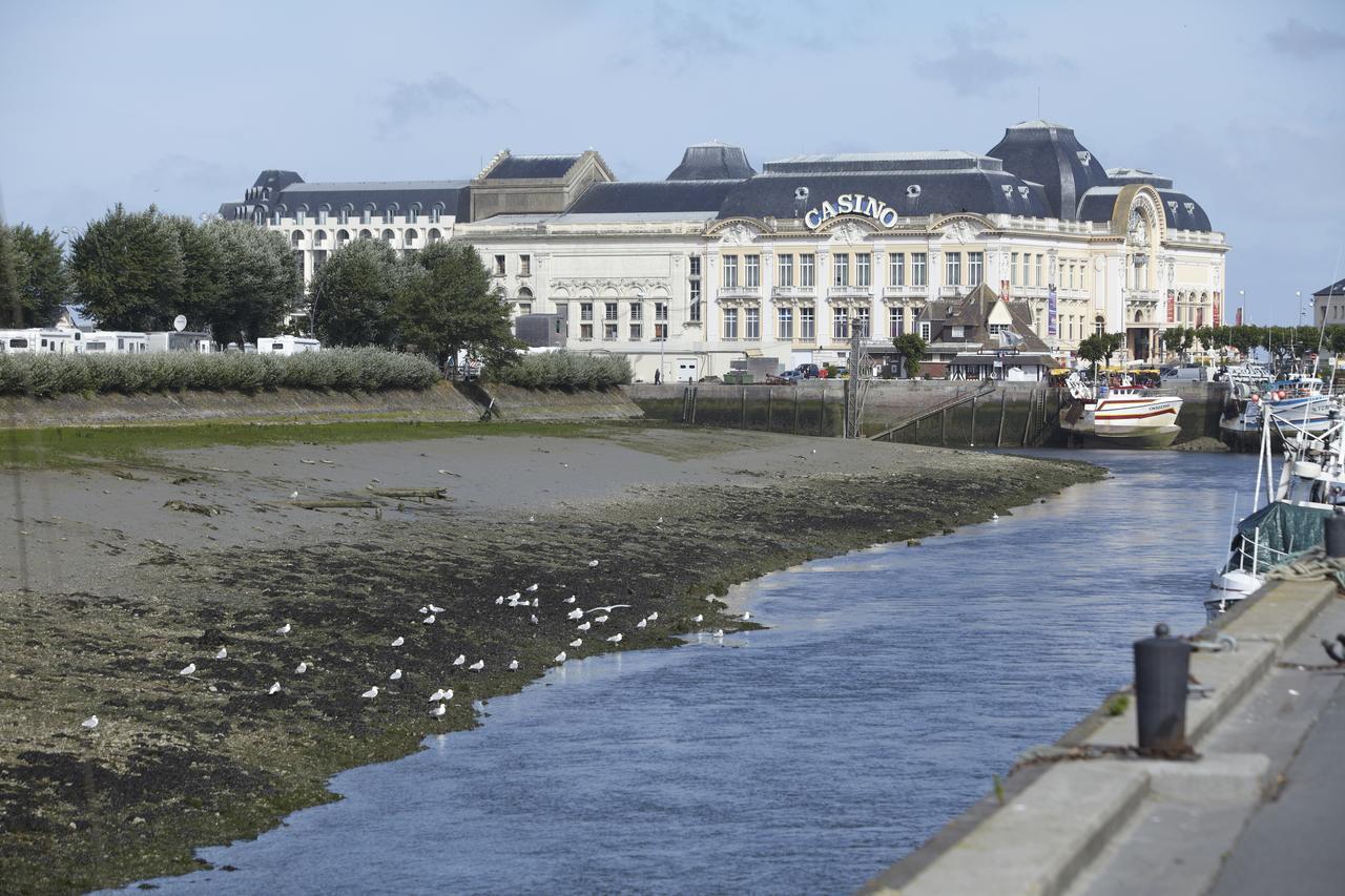 Sowell Residences Le Port Trouville-sur-Mer Exterior photo